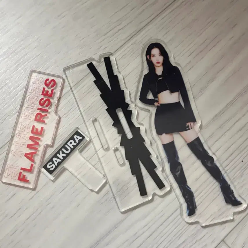 [BUNJANG] Sakura Flame Rises Acrylic Stand / 사쿠라 아크릴 스탠드 FLAME RISES 판매합니다