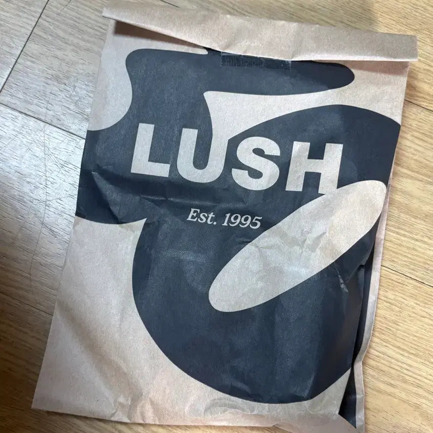 [BUNJANG] Lush Mother of Dragons Body Wash / (새상품) 러쉬 머더오브드래곤즈 바디워시