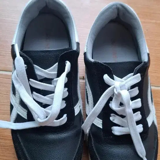 [BUNJANG] Brumas Women's Sneakers Size 235 / 브루마스 여성용 스니커즈 235
