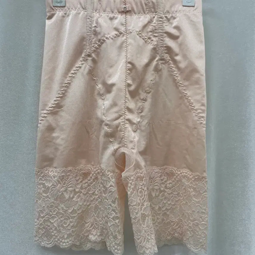 [BUNJANG] Beige Lace Shaping Pants / 베이지 레이스 쉐이핑 팬츠