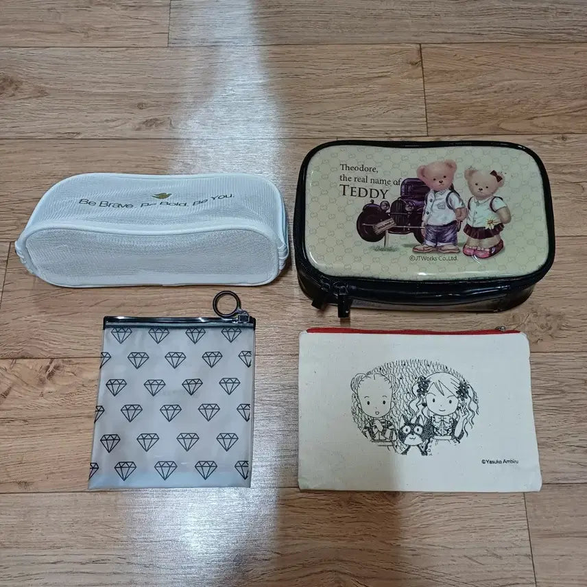 [BUNJANG] Pouch Set (4 Types) / 파우치 4종