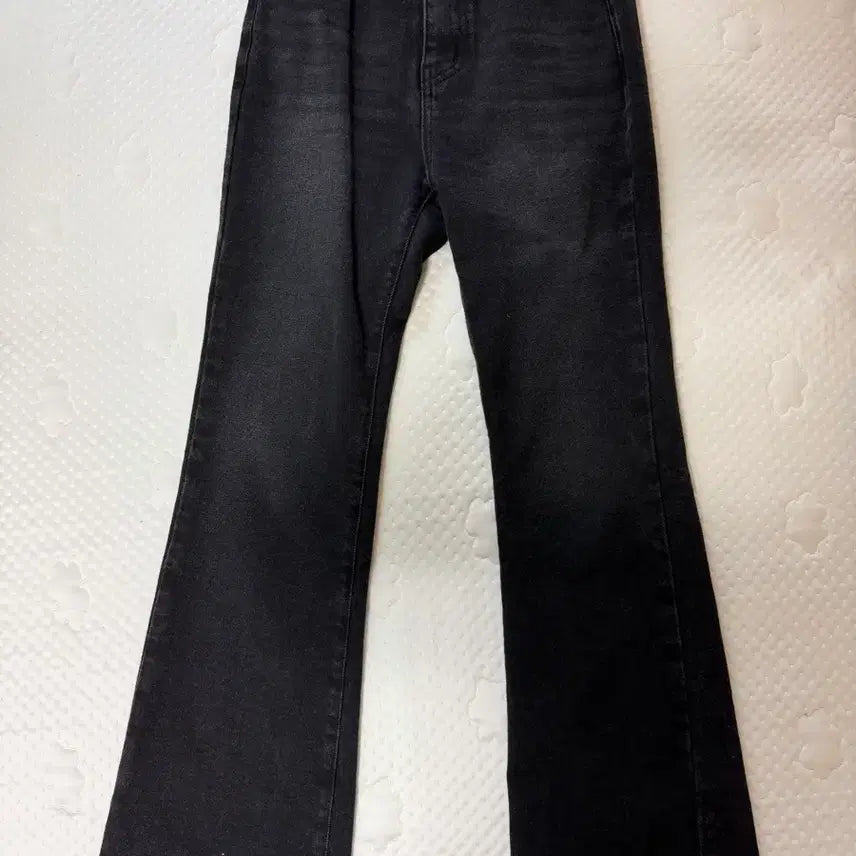 [BUNJANG] Black Up Slim Bootcut Pants (Short Version) / 블랙업 슬림부츠컷 블랙(숏버전)