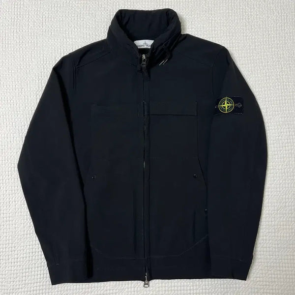 [BUNJANG] Stone Island Soft Shell Lightweight Jacket / (당일배송 정품) 스톤아일랜드 소프트쉘 라이트 웨이트 자켓