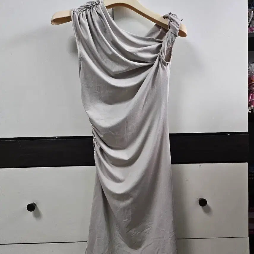 [BUNJANG] H&M Grey Beige Satin Silk Camisole Dress XS / H&M 그레이 베이지 새틴 실크 나시 원피스 (새옷)