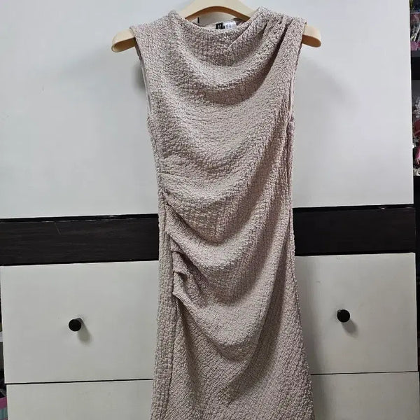 [BUNJANG] H&M Beige Bouclé Sleeveless Dress XS / H&M 베이지 부클 나시 원피스 (새옷)
