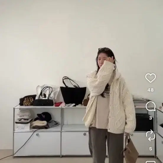 [BUNJANG] LoveMeow Ellie Corduroy Pants (Inseam 93-95cm) / 러브미우 엘리 코듀로이 팬츠 (수선 93~95cm)