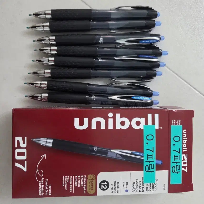 [BUNJANG] Uni Signo 207 0.7mm Blue Ballpoint Pens (8-Pack) / 북미판 유니 시그노207. 0.7mm 파랑볼펜 8개팝니다
