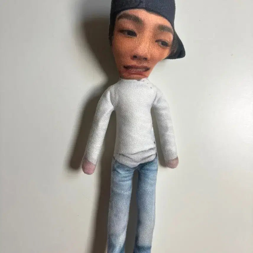[BUNJANG] Cortese Sung Hyun Posable Plush Doll / 코르티스 성현 철사인형