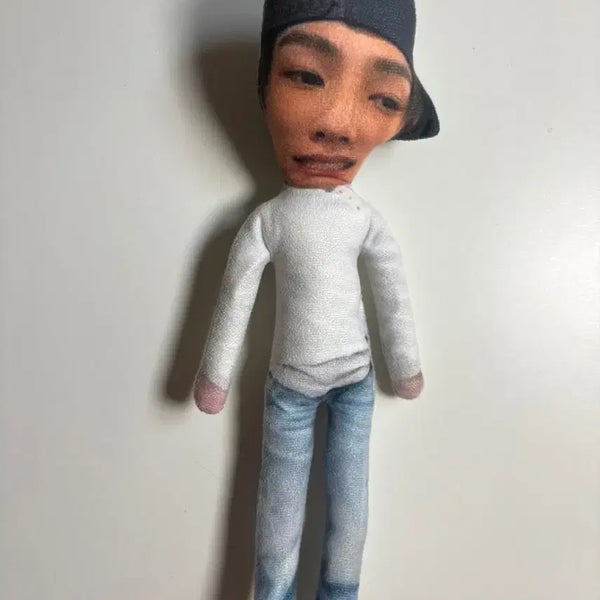 [BUNJANG] Cortese Sung Hyun Posable Plush Doll / 코르티스 성현 철사인형