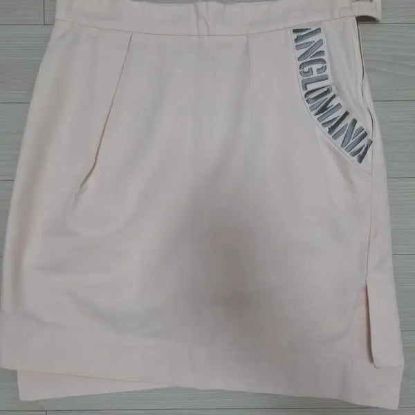 [BUNJANG] Vivienne Westwood Light Pink Skirt / 비비안웨스트우드 연핑크 스커트