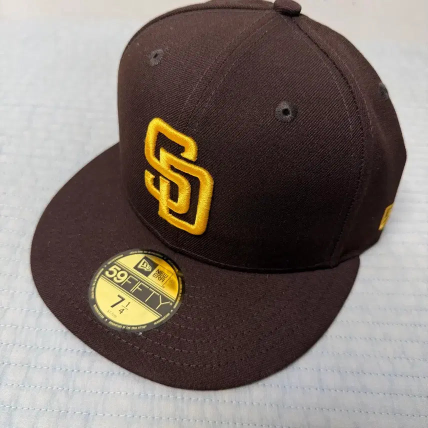 [BUNJANG] New Era San Diego Padres Fitted Cap Brown 7 1/4 / 새제품) 뉴에라 샌디에이고파드리스 피티드캡 브라운 7 1/4