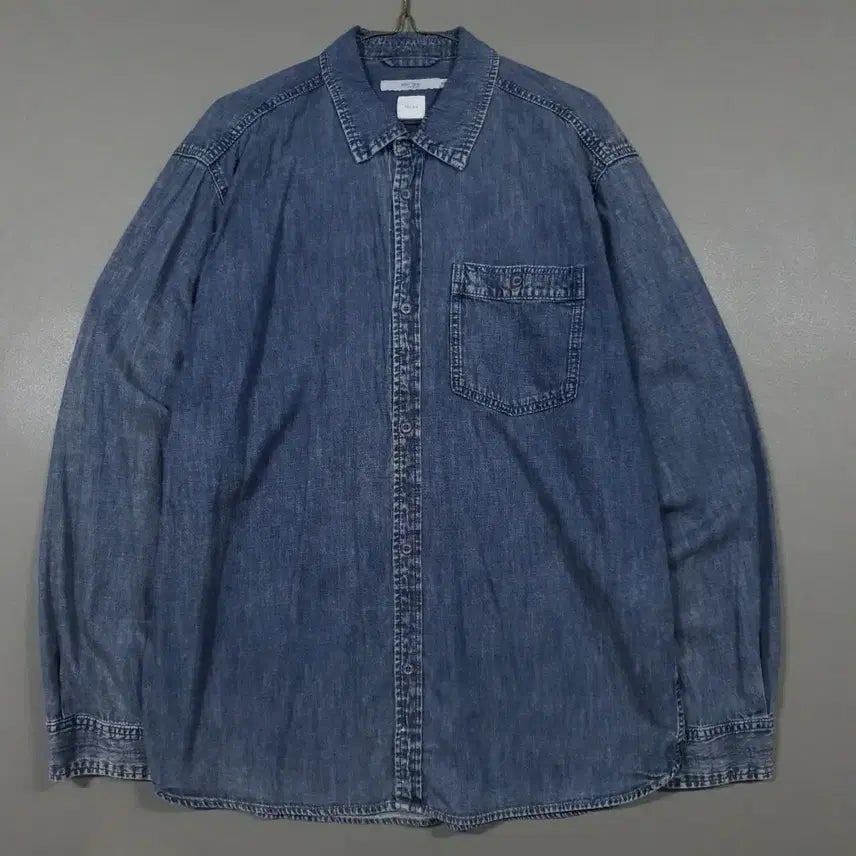 [BUNJANG] Kolon Series 25SS Indigo Denim Shirt / 코오롱 시리즈 series; 신형 25ss 포켓 인디고 데님 셔츠 105