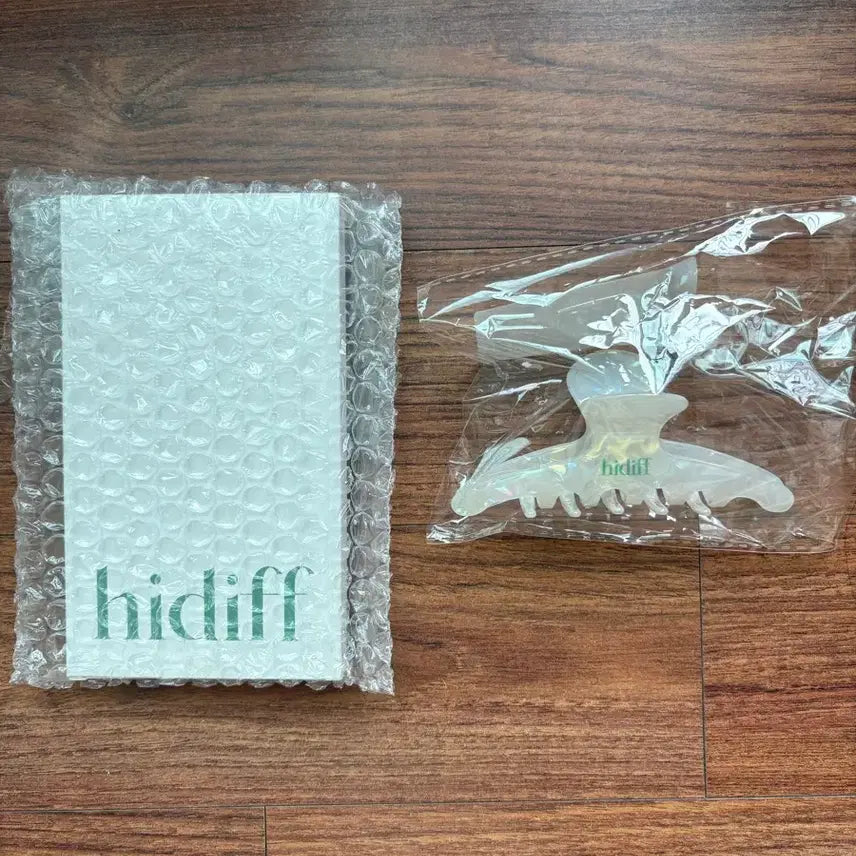 [BUNJANG] HeeDdP Hand Mirror and Clip Pin Set / 히디프 손거울, 집게핀