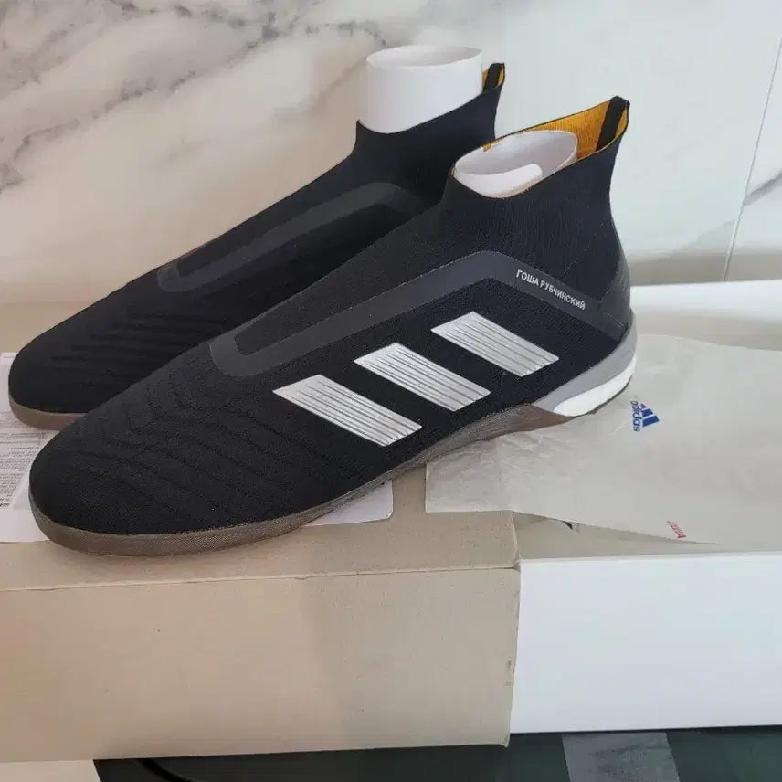 [BUNJANG] Adidas x Gosha Rubchinskiy Predator Boost TR Core Black / LIMITED] 아디다스 x 고샤 루브친스키 프레데터 부스트 TR '코어