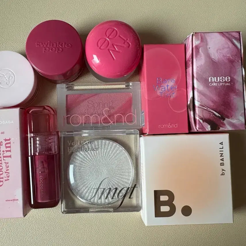 [BUNJANG] BE-VIVALAVILA, ROM&ND, FUBUKI, NUZ, FMBTY Cosmetics Bundle / 화장품 일괄 판매