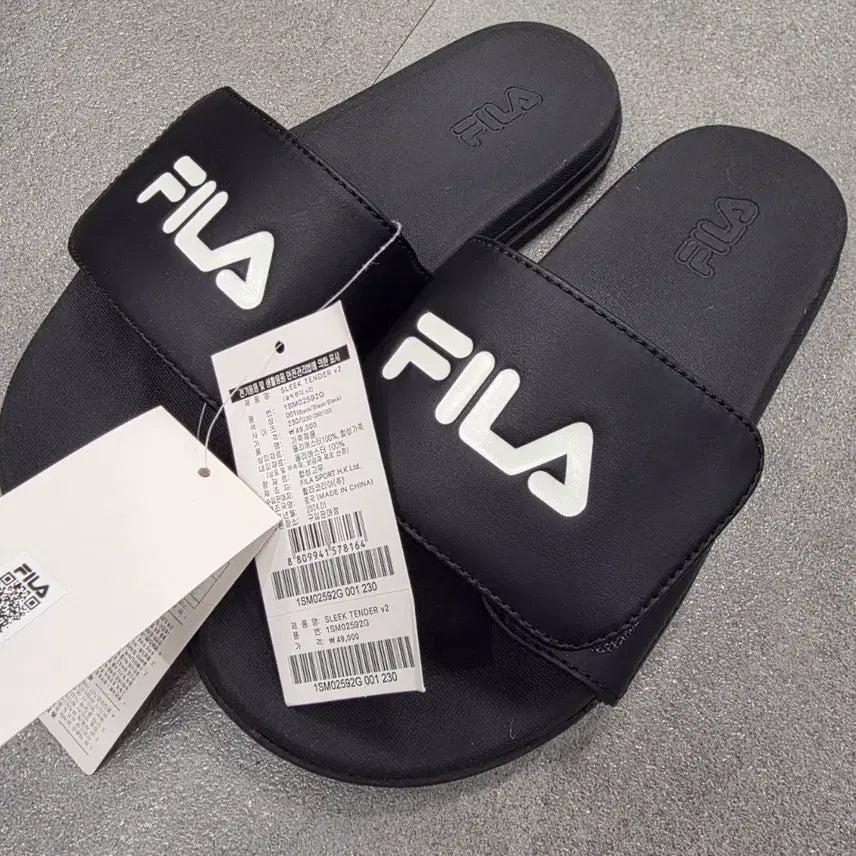 [BUNJANG] Fila Sleek Tender v2 Slippers Black / 휠라 슬릭텐더 v2 슬리퍼 블랙 새상품 (240)