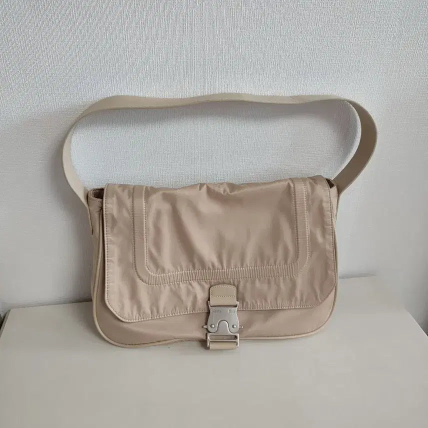 [BUNJANG] Matin Kim Fabric Shoulder Bag / 마뗑킴 패브릭 숄더백
