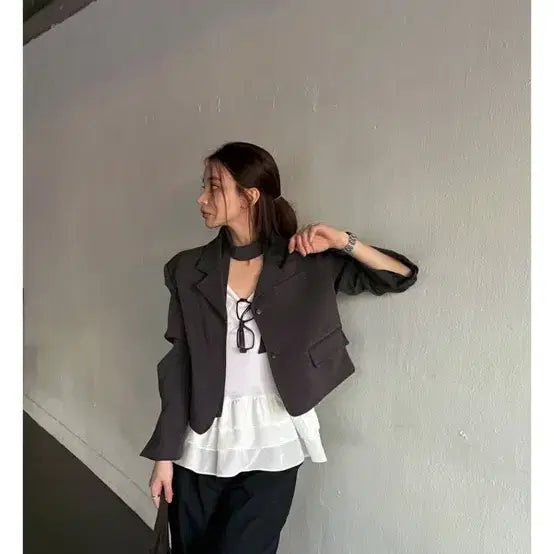 [BUNJANG] Mondays Off Shua Frill Layered Sleeveless / 먼데이오프 [이너추천] 슈아 프릴 레이어드 슬리브리스