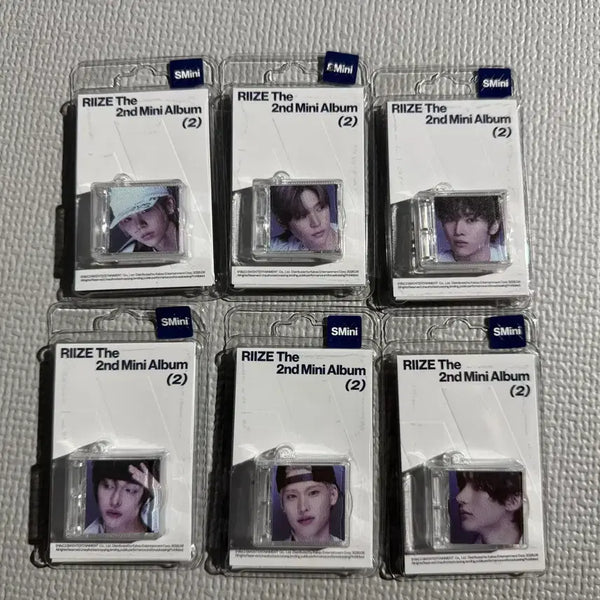 [BUNJANG] RIIZE Mini Album Vol. 2 [II] Smini Set Photocard Holder / [미개봉 새상품] 라이즈 riize [II] 스미니 세트 양도