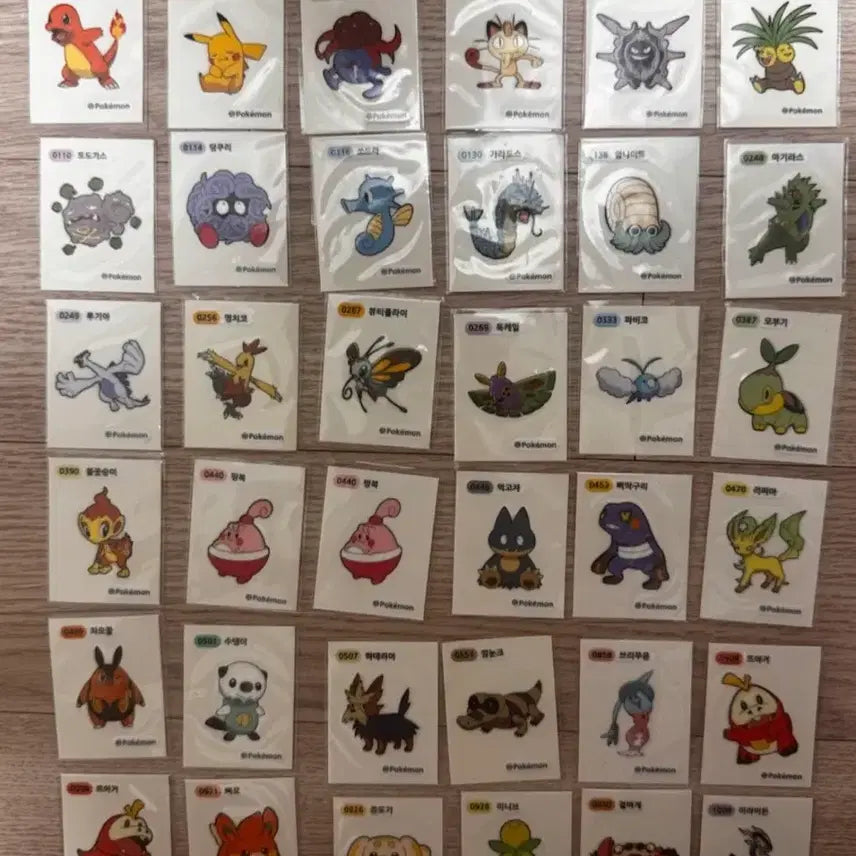 [BUNJANG] Pokemon Sticker Round Seal Bundle Set / 포켓몬스티커 띠부씰 일괄판매