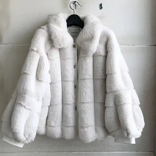 [BUNJANG] Lepita Faux Fur White Jacket / 르피타 정품/2021 -66/새거수준