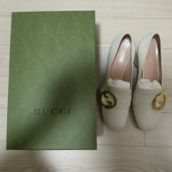 [BUNJANG] Gucci Loafers White / 구찌 로퍼(구두) 화이트(새제품)
