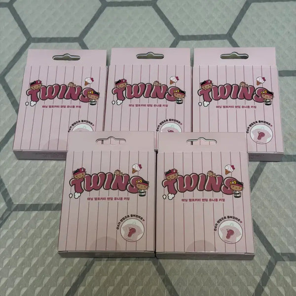 [BUNJANG] LG Twins Tanning Kitty Keychain - Kim Young-woo, Moon Bo-kyung, Lee Jae-won, Yoo Young-chan / [문보경 유영찬] 엘지 트윈스 유니폼 키링 태닝키티