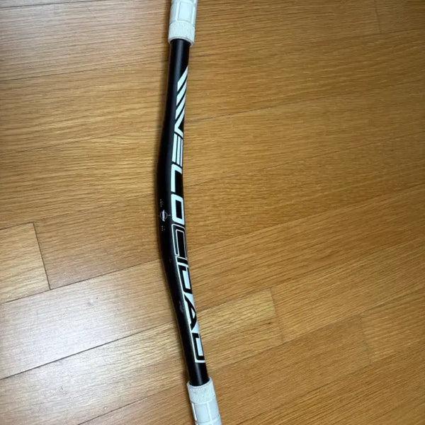 [BUNJANG] Velosidad Larger Bar Grips / 벨로시닷 라저바 판/교