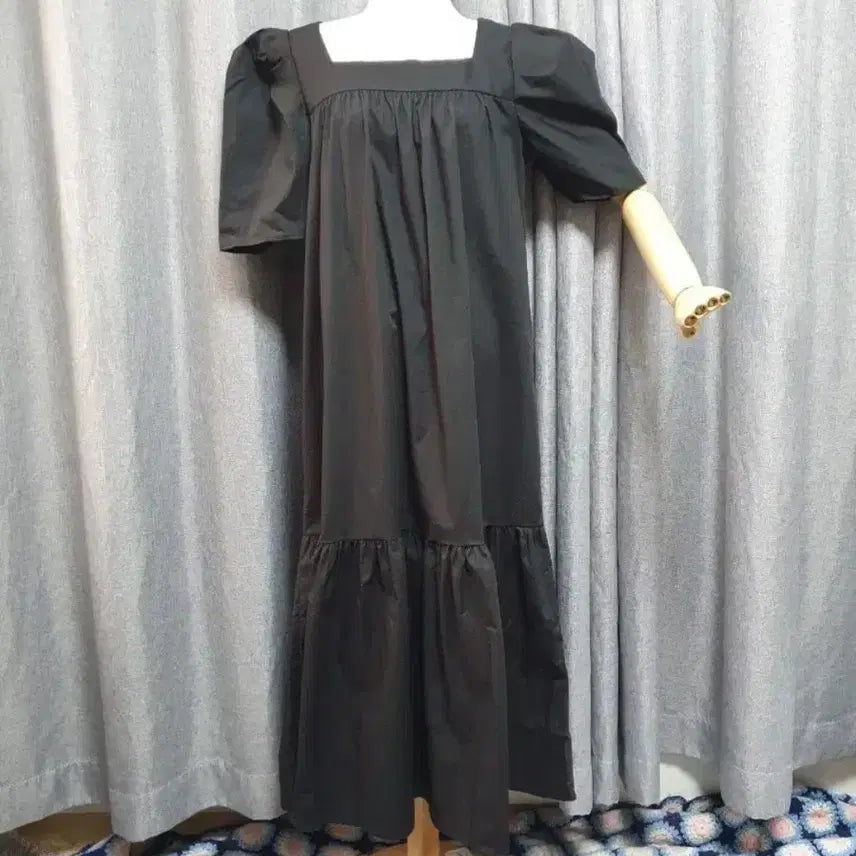 [BUNJANG] Puff Sleeve Square Neck Black Maxi Dress / 퍼프 스퀘어 블랙 맥시 원피스