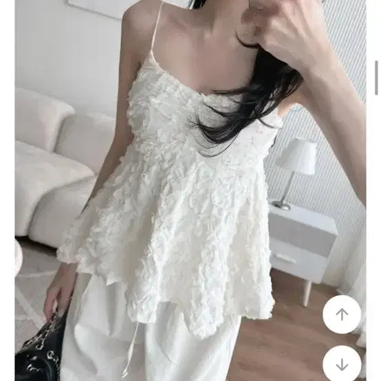[BUNJANG] Imported Lace Strap Camisole Blouse - White / 수입의류 레이스 끈 나시 블라우스 흰색