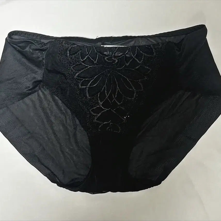 [BUNJANG] Barbara Jacquard Hem Panty / (추천) 바바라 쟈가드 햄팬티