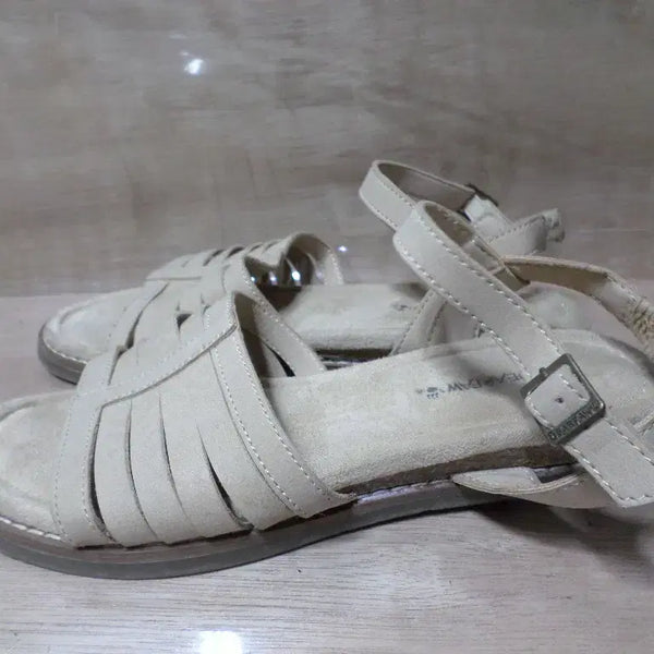 [BUNJANG] BearPaw Sandals Slippers / 후루룩구제2 235 베어파우 샌들 슬리퍼 260705