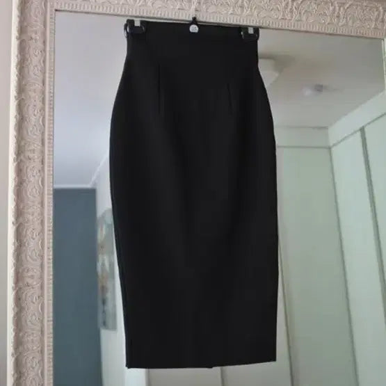 [BUNJANG] Joyful Design Dacquoise Skirt / (S) 조이풀디자인 Dacquoise skirt 다쿠아즈 스커트