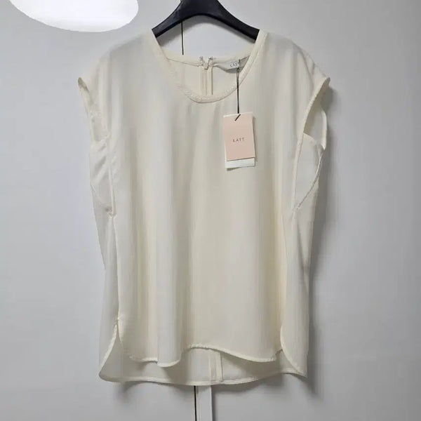 [BUNJANG] LATT BY TIE Sleeveless Blouse (Ivory) / (새상품)래트 바이티 민소매나시(한섬타임랑방)