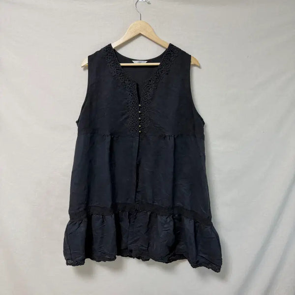 [BUNJANG] Black Suede Lace Bean Button Frill Dress Mori Girl / 블랙 스웨이드 레이스 콩단추 프릴 원피스 모리걸 하구미