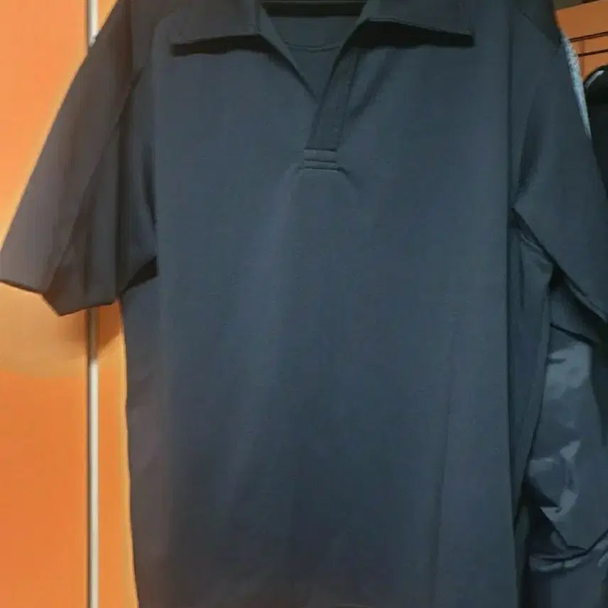 [BUNJANG] Ilcorso Open Collar Polo T-Shirt Black 100 / 일꼬르소/오픈카라 폴로티/100