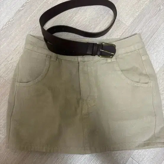 [BUNJANG] Beige Belt Skirt / 베이지색 벨트 스커트에이블리