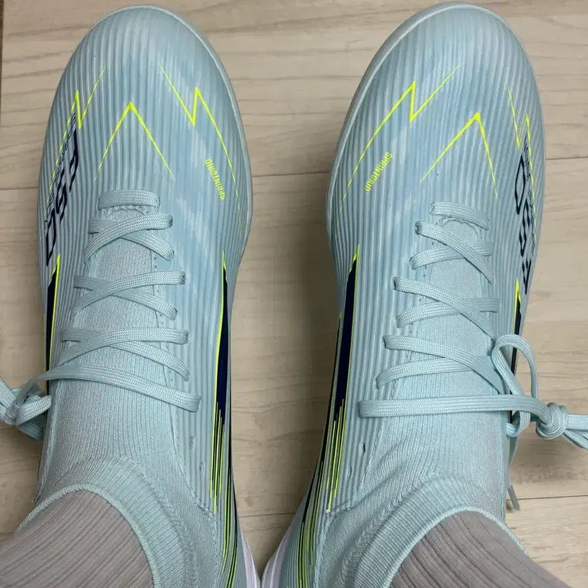 [BUNJANG] Adidas F50 Spark Fusion Mid-Cut Futsal Shoes 280mm / 아이다스 F50 스파크퓨전 미드컷 풋살화 280