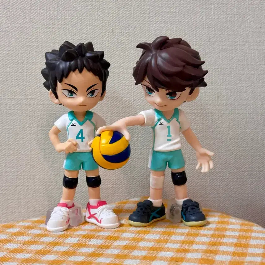 [BUNJANG] PalVerse Haikyuu!! Tooru Oikawa Hajime Iwaizumi Figure Set / 팔버스 피규어 하이큐 오이카와 토오루 이와이즈미 하지메 세트