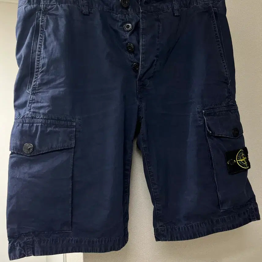 [BUNJANG] Stone Island Navy Shorts Size 32-33 / 스톤아일랜드 네이비 반바지 32~33