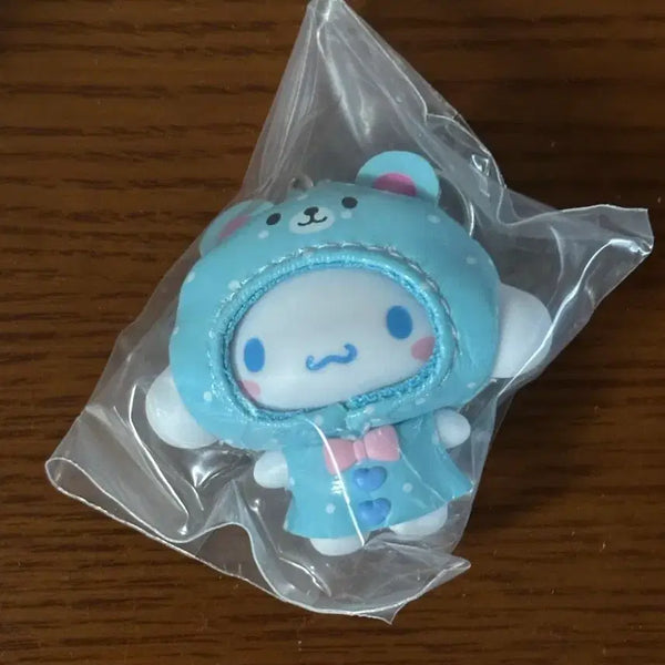 [BUNJANG] Sanrio Cinnamoroll Raincoat Keychain / 산리오 우비 키링 시나모롤
