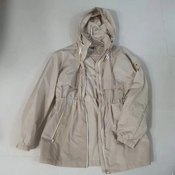 [BUNJANG] Tommy Hilfiger Women's Hooded Windbreaker Beige / 타미힐피거 여성 후드 바람막이 베이지 여성