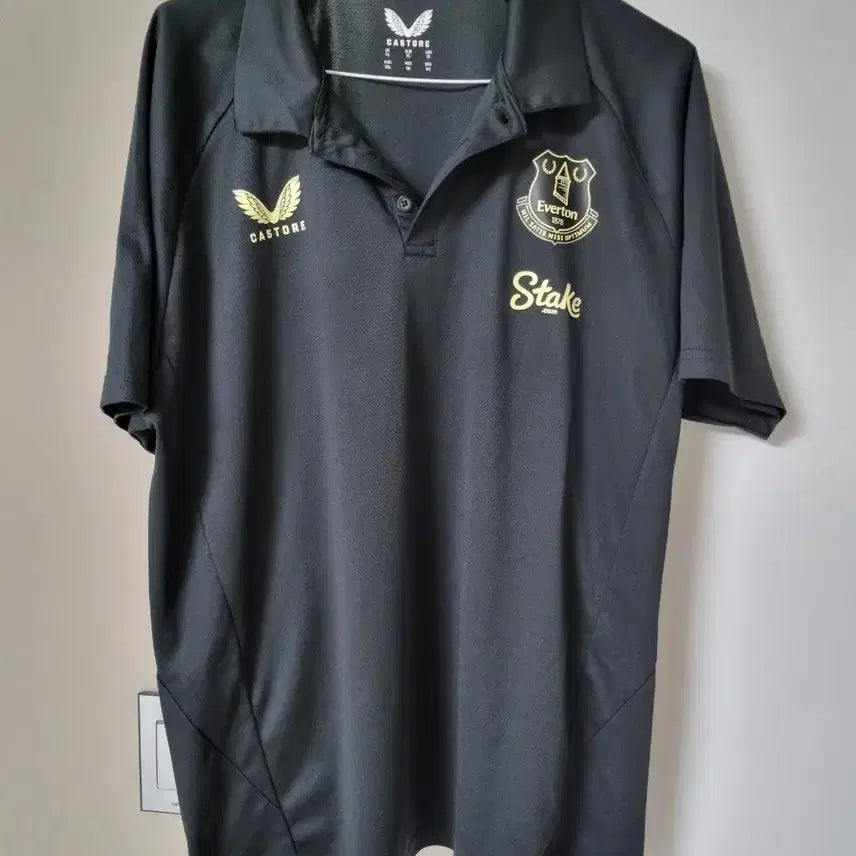 [BUNJANG] Everton Castore Polo Shirt Black Gold Logo / 에버튼 캐스토어 폴로티