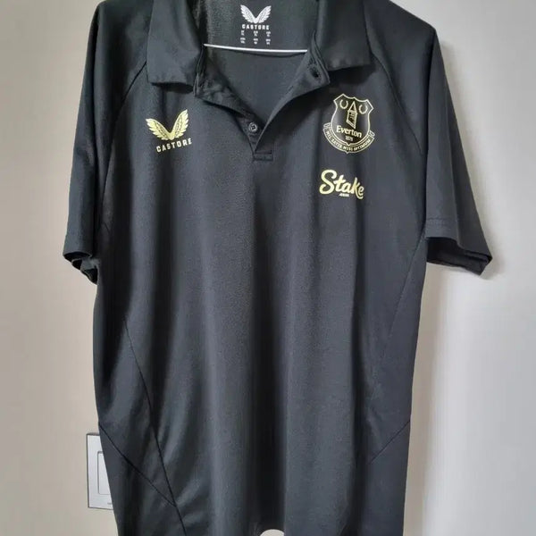 [BUNJANG] Everton Castore Polo Shirt Black Gold Logo / 에버튼 캐스토어 폴로티