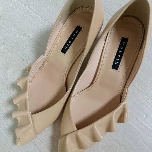 [BUNJANG] Morfin Handmade Frill Pumps Skin Color 230 Size 5cm Heel / 몰핀 수제화 프릴 펌프스 스킨색상 230사이즈 5센티