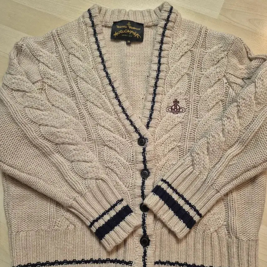 [BUNJANG] Vivienne Westwood Cable Knit Cardigan Beige / 비비안웨스트우드 케이블 니트 가디건 베이지