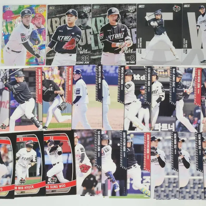 [BUNJANG] KT Wiz KBO Baseball Card Bundle - Go Young-pyo, Bae Jeong-dae / kbo 카드 케이티 위즈 일괄 홀로 알파벳 페러렐 고영표 배정대 kt