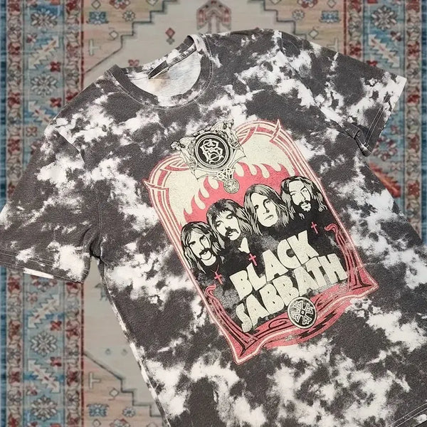 [BUNJANG] Black Sabbath Official Red Flame Tie-Dye Band T-Shirt / 블랙사바스 Black Sabbath 오피셜 레드 플레임 타이다이 밴드 티