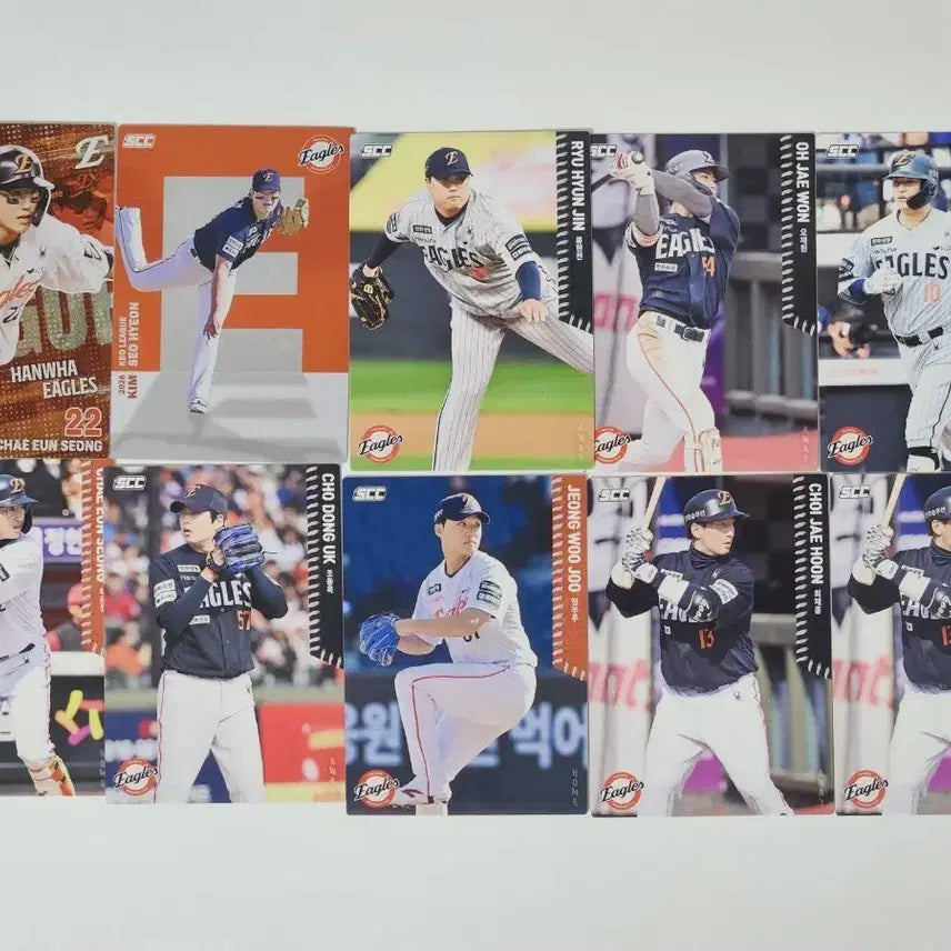 [BUNJANG] Hanwha Eagles KBO Card Bundle - Alphabet Holo (Choi Eun-seong, Kim Seo-hyun, Ryu Hyun-jin, Jeong Woo-ju) / kbo 카드 한화 이글스 일괄 홀로 알파벳 채은성 김서현 류현진 정우주