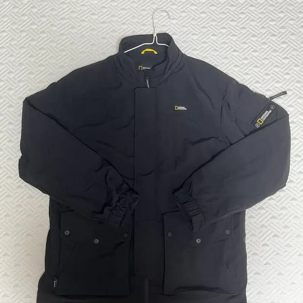 [BUNJANG] National Geographic Black Windbreaker Jumper / 내셔널지오그래픽 검정색 바람막이 점퍼